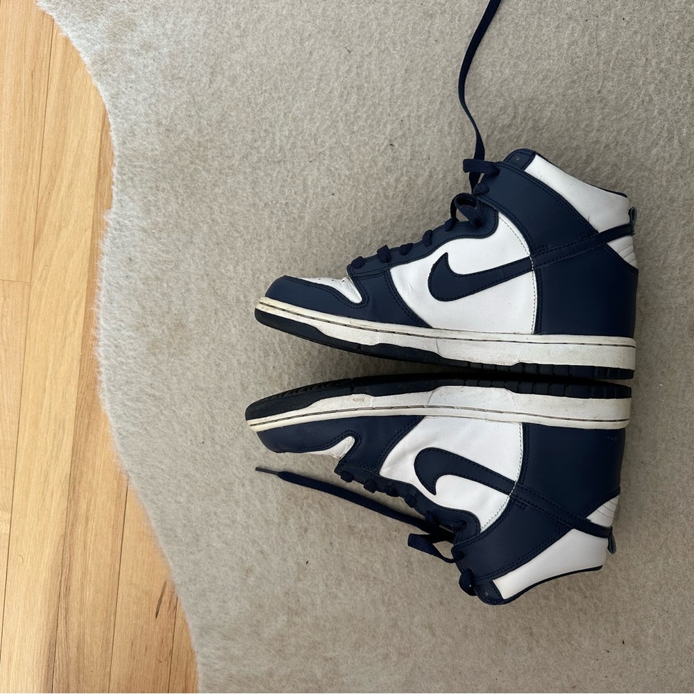 Navy Nike Dunks